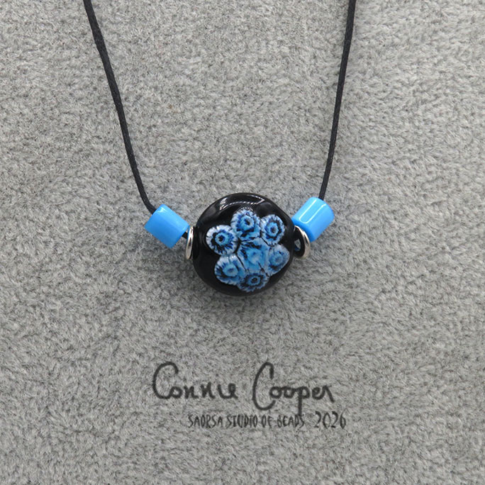 1-Bead in Black w/Blue/White Murrini OB26-7842