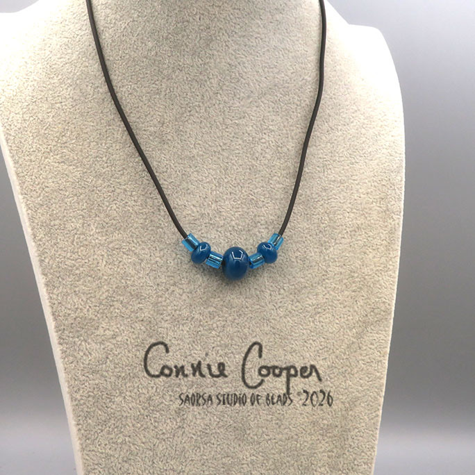 Necklace, Fancy 3-Bead in Tardis Blue GBN26-7895