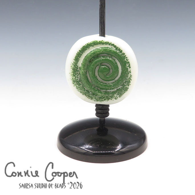 Bead, Round Tab, Spirals on Cream  LBF26-7765