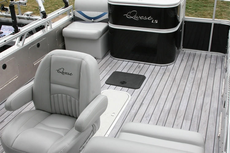  AquaTread Marine Flooring Wood Grain 8-1/2' W x Custom Length (SQFT) 