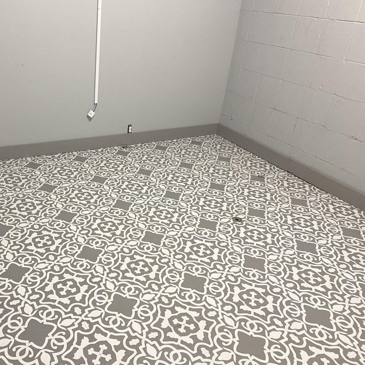 Perfection Floor Tile - Painted Concrete or 6 Tiles/ Case or 16.62 SQFT/ Case