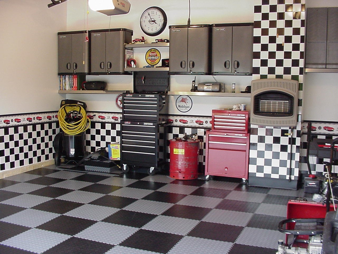 PlastiPro-Loc Heavy Duty Garage Floor Tiles