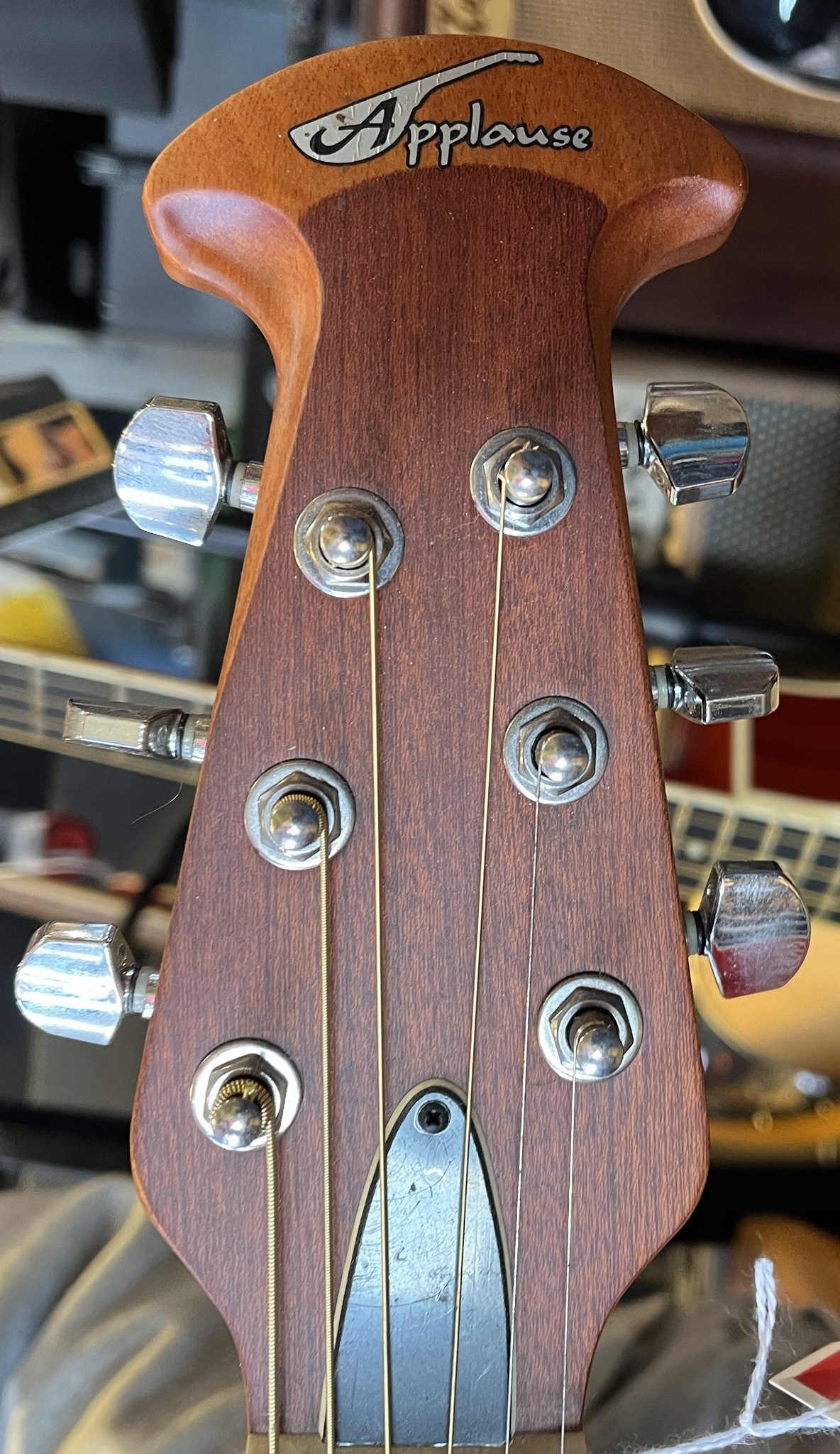 Applause by Ovation AE44-4 Elite Mid-Depth Acoustic-Electric