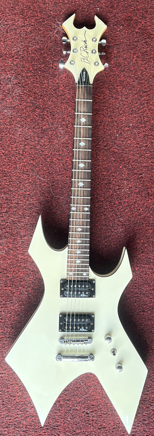 USED Vintage B.C. Rich Warlock WHS Revenge White, no case
