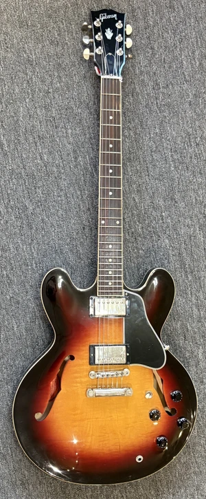 USED Gibson ES-335 Vintage Burst with Hard Case