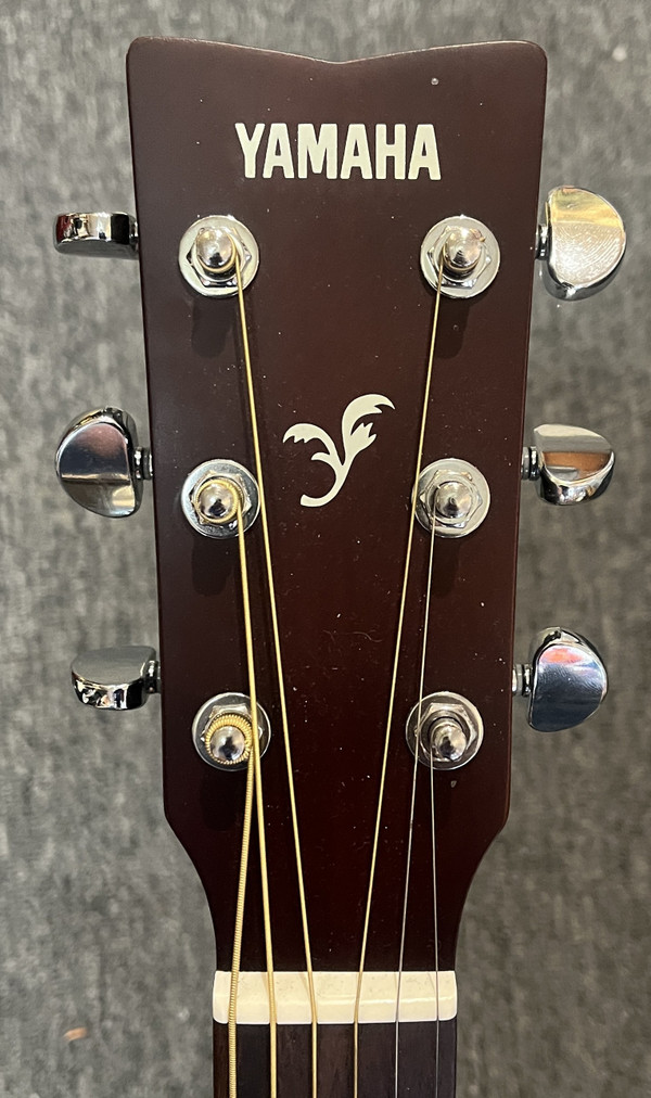 Yamaha FX370C A/E Guitar