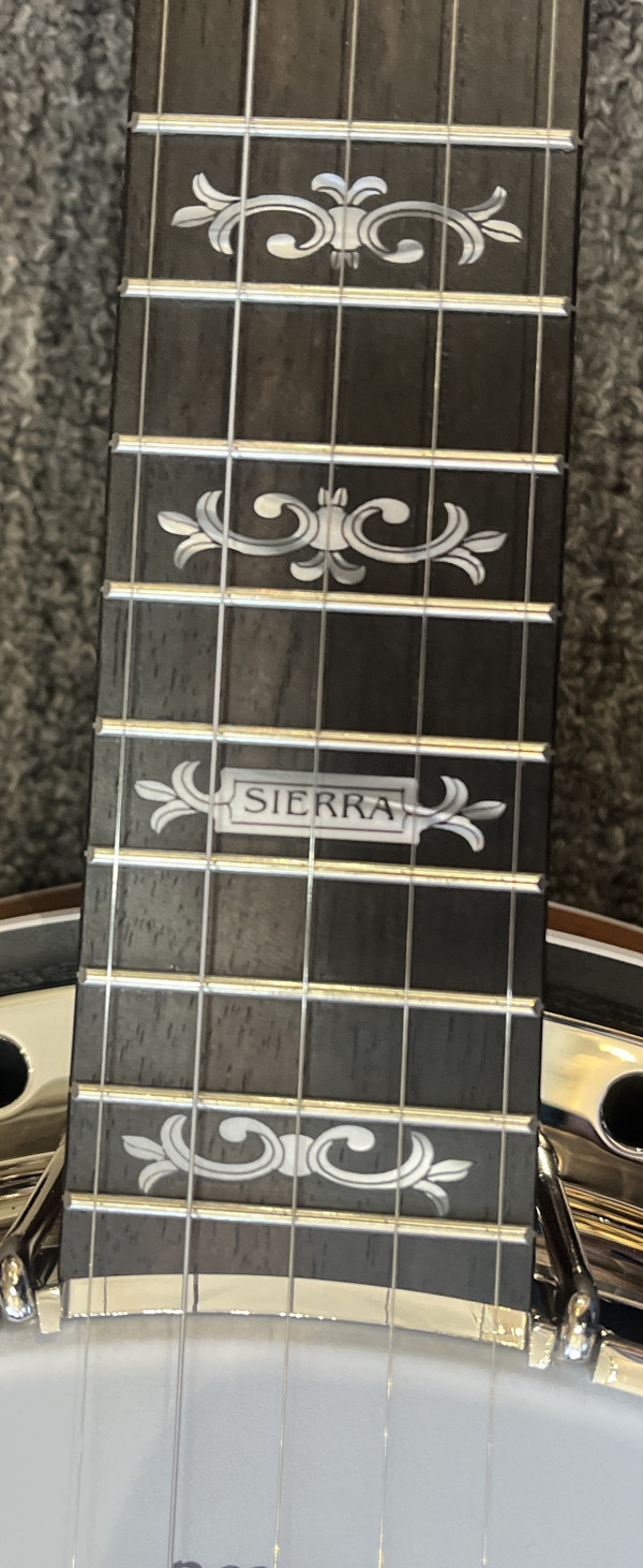 Deering Sierra 5-String Banjo
