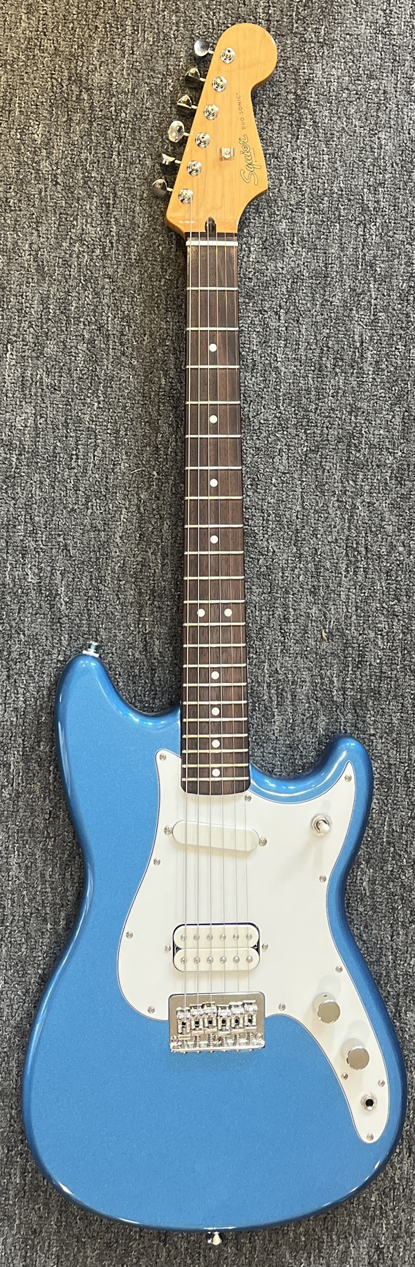 USED Fender Squier Duo-Sonic Lake Placid Blue
