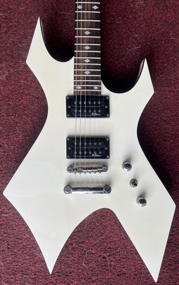 USED Vintage B.C. Rich Warlock WHS Revenge White, no case