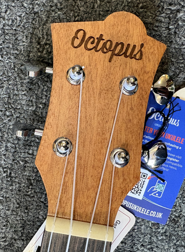 Octopus Concert Ukulele - Shell Rosette