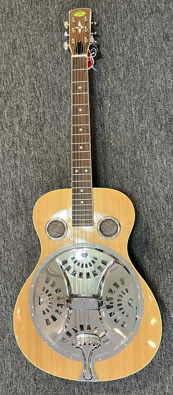 Regal RD-40N Roundneck Dobro Resonator Guitar - Natural