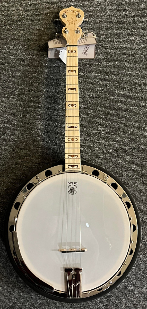 Deering 17 Fret Irish Tenor Banjo with Resonator