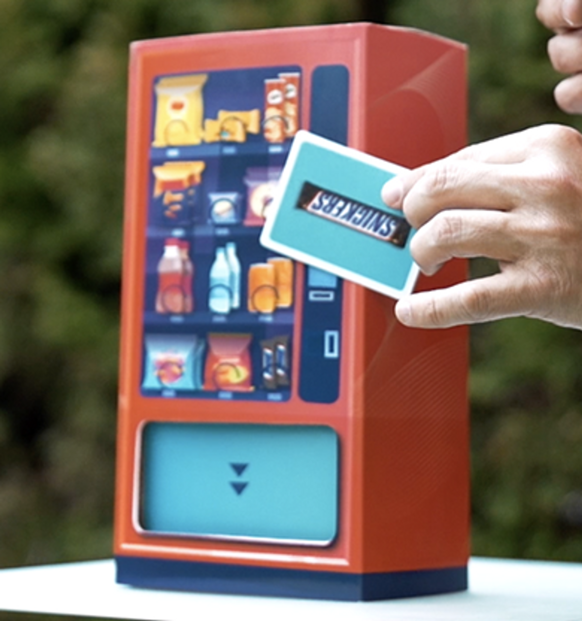 Vending Machine - by George Iglesias Magic Trick Circle Square