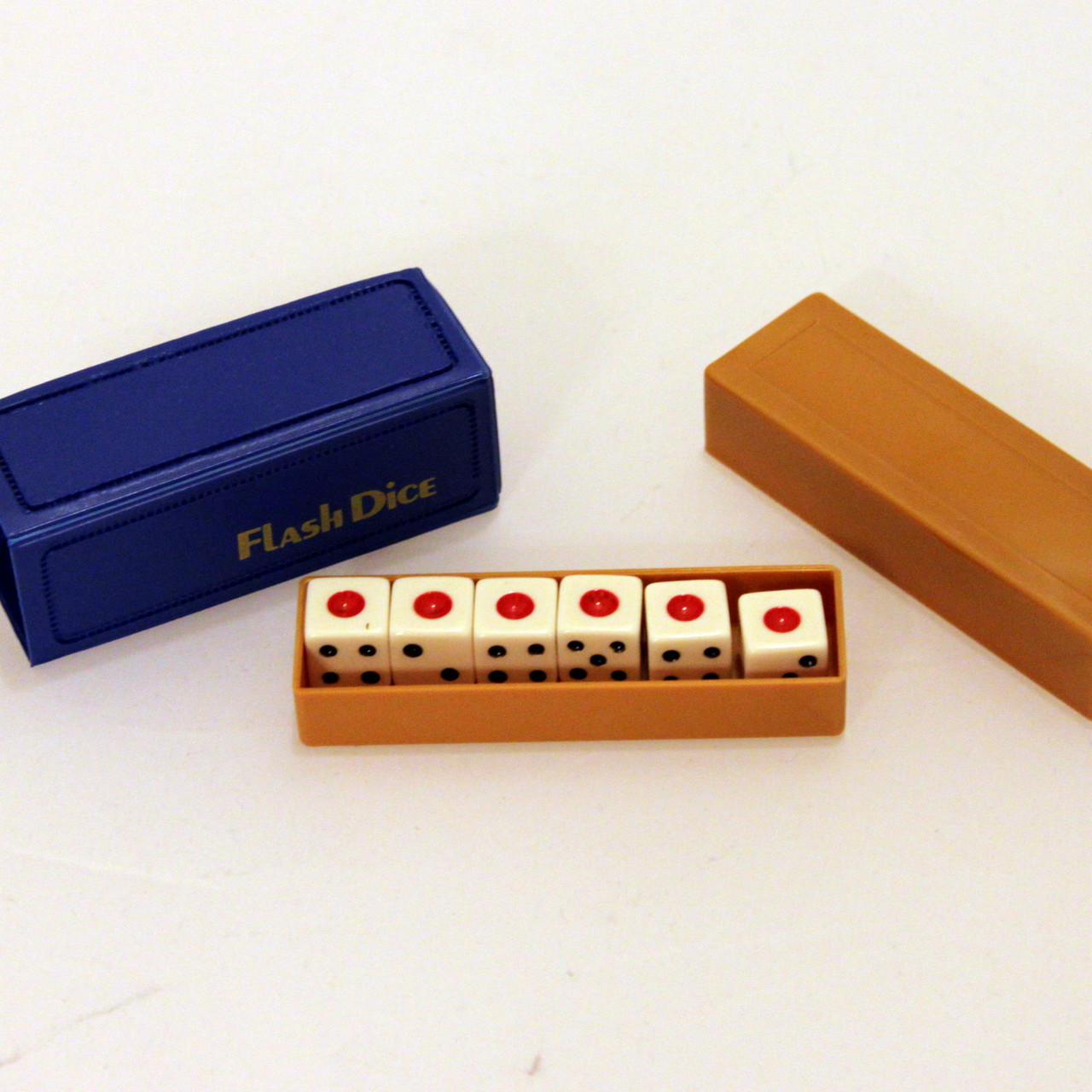 Flash Dice By Tenyo Magic Trick