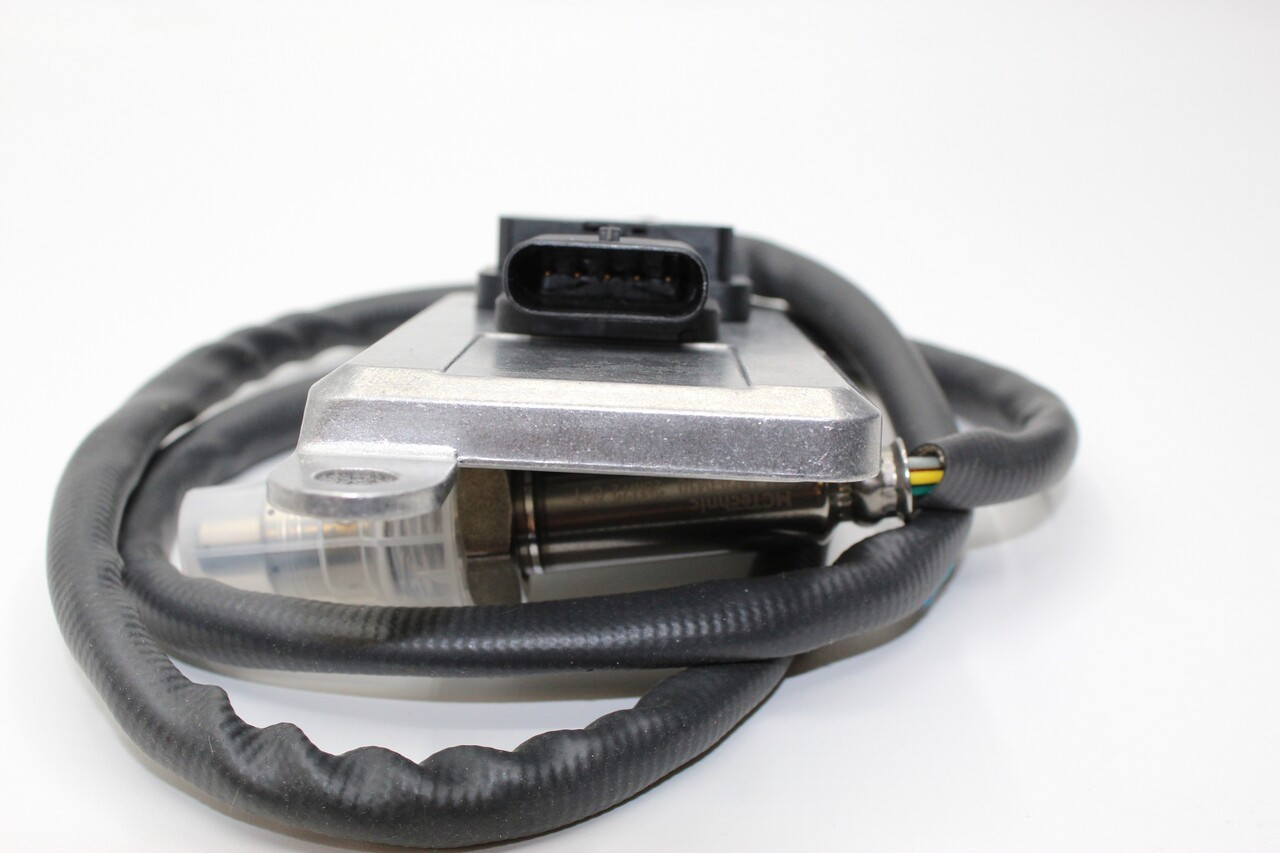 送料無料　純正　NOXセンサー　89463-E0410