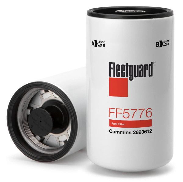 Fleetguard FF5776 heavy-duty spin-on fuel filter