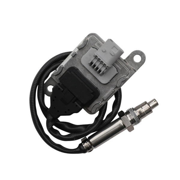 Full view of Skyline SNX001 Inlet NOx sensor replacing Cummins 4326870 and Paccar 2872944