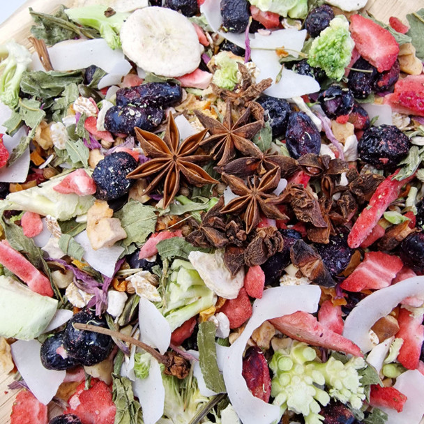 Pollys Naturals Festive Forage Feast