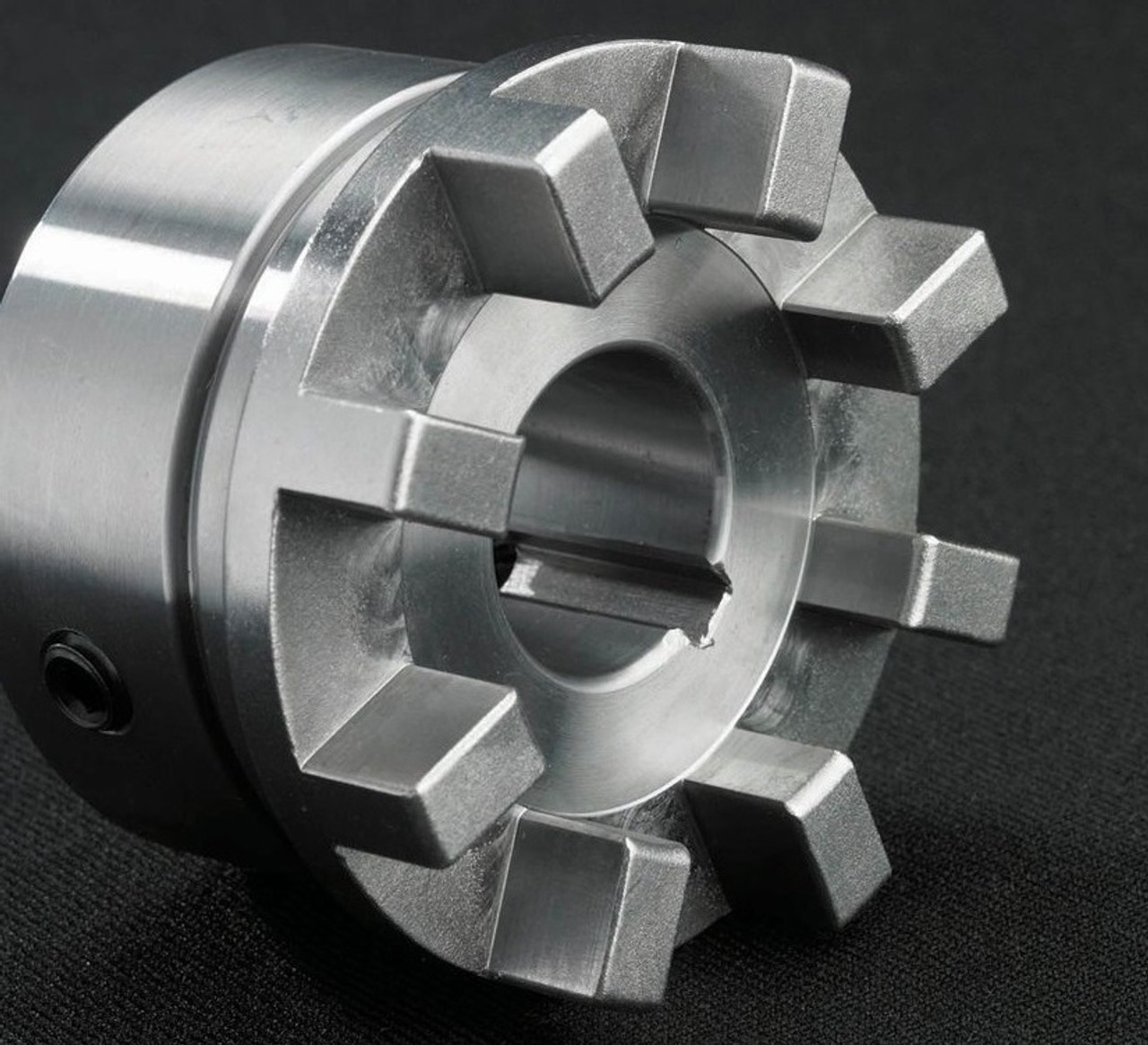 Quick Flex Stainless Finished Bore Coupler Half  QF25S303X1-3/8