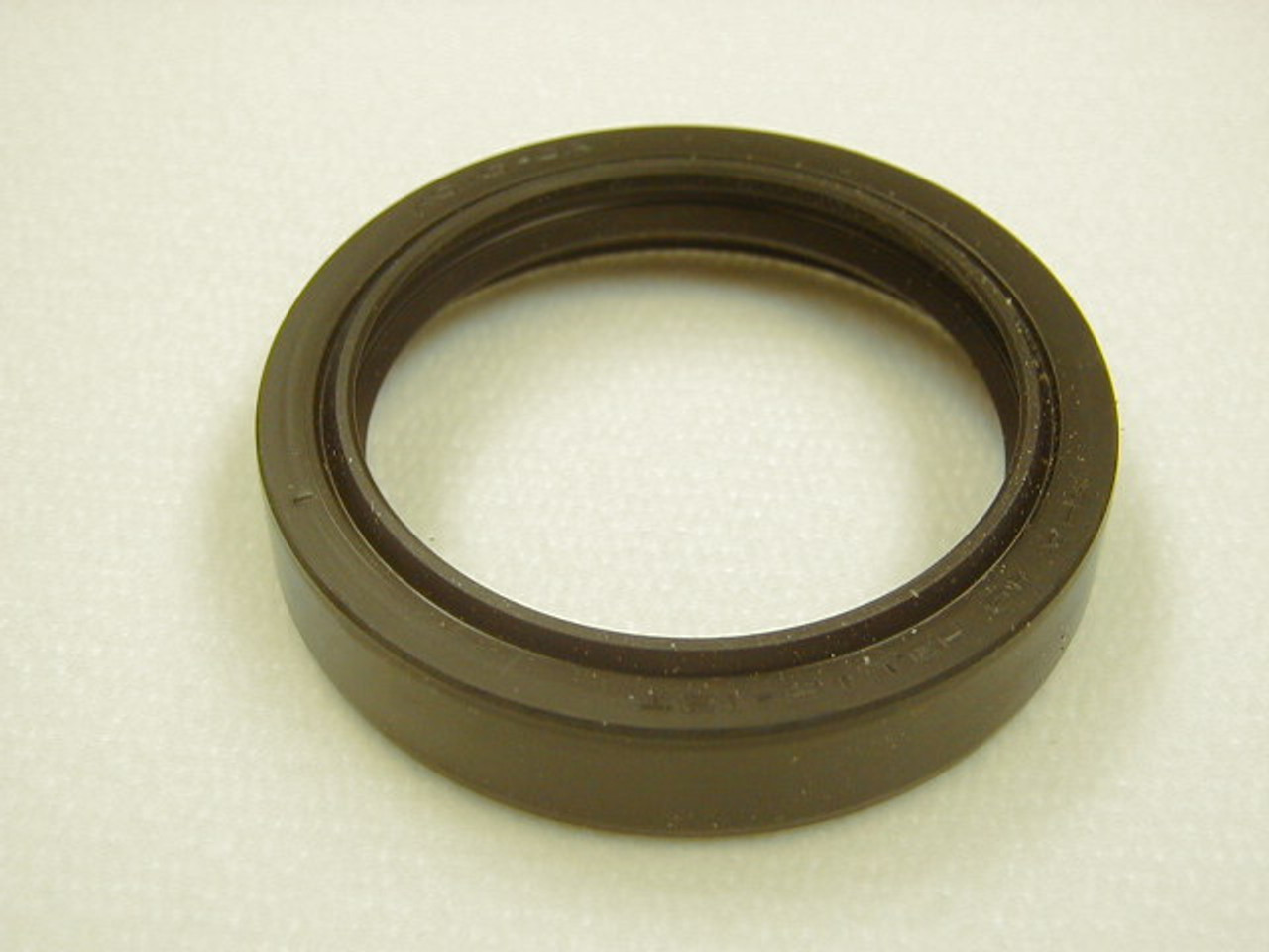 22mm (0.866") Metric Rubberized Double Lip Nitrile Grease Seal  22X28X4 HMA10 R