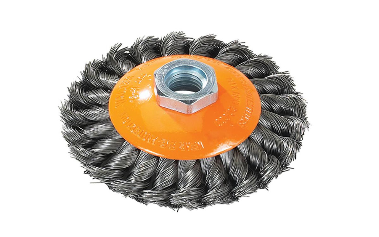 5 x 5/8"-11 Knot Twisted Conical Wire Brush   13H504