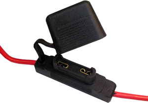 8 AWG @ 60A Max Blade In-Line Fuse Holder w/Cap  206-11