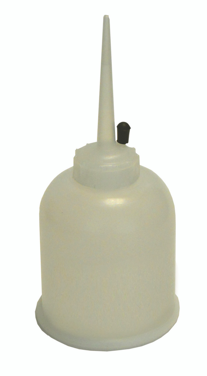 Cluthe® Plastic Oiler with 3" Nozzle  C30310