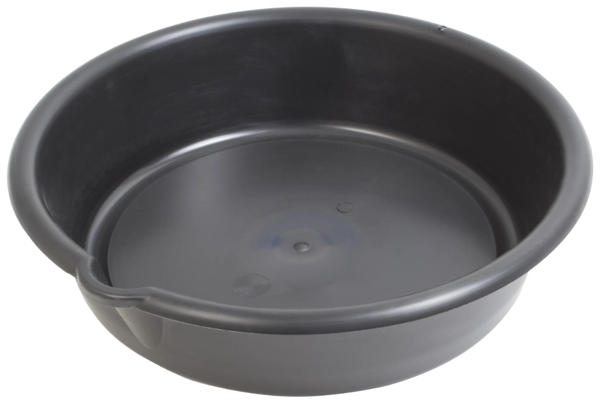 6qt Plastic Drain Pan   17932
