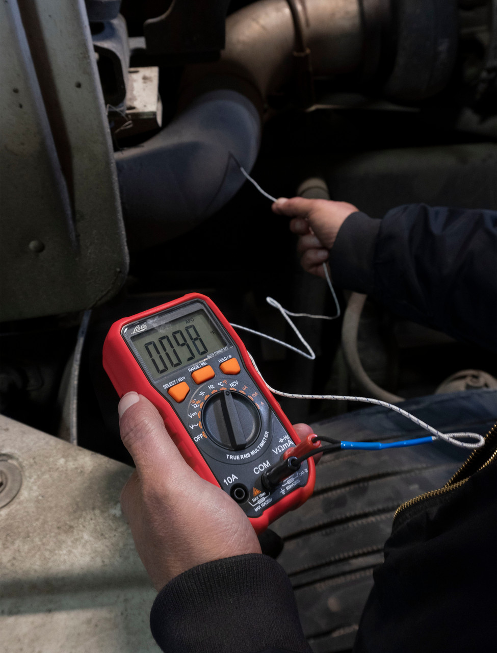 Digital Multimeter LCD CAT III   82600