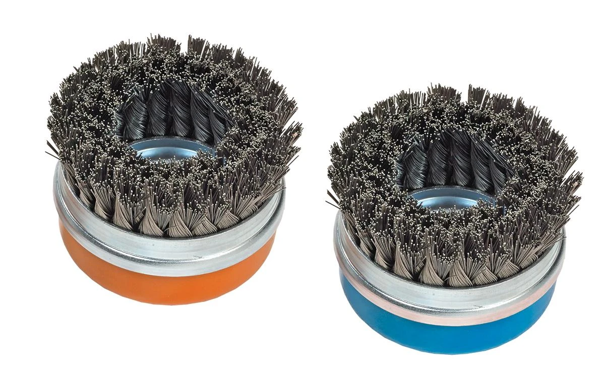 5 x 5/8"-11 Knot Twisted Cup Brush   13G574