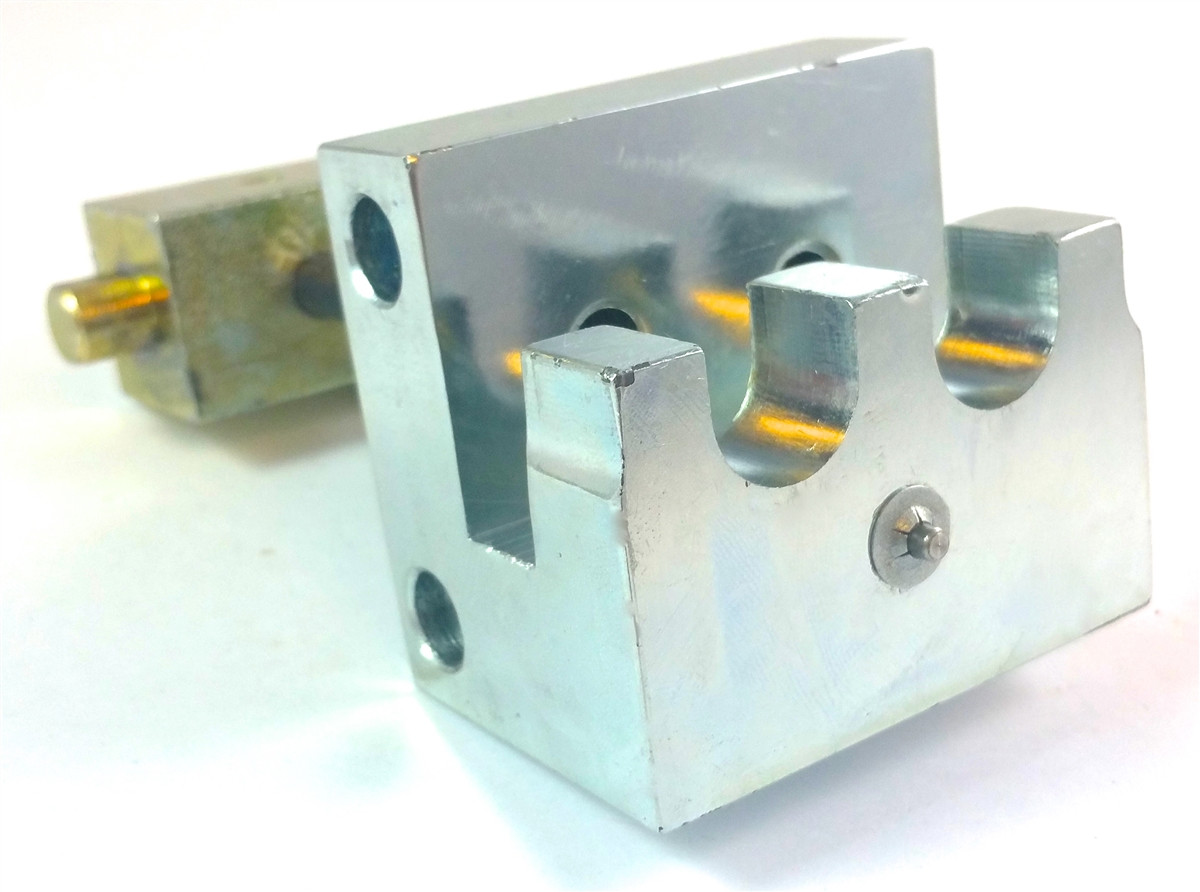 EZ Breaker® Chain Breaking Die Set  EZ BRKR DIE-SET 2040