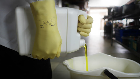 Ansell AlphaTec® Un-lined Latex Chemical Glove  88-394