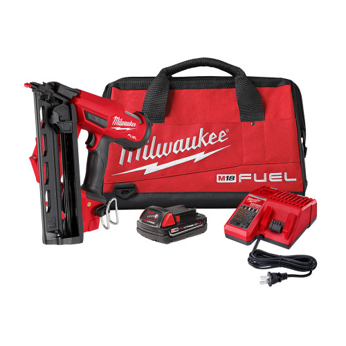 M18 Fuel® 16 Gauge Angled Finishing Nailer Kit  2841-21CT