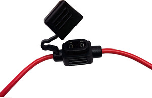 16 AWG @ 15A In-Line Micro Blade Fuse Holder w/ Sealing Cap  10201-11