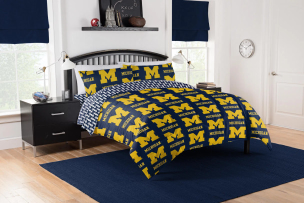Michigan Wolverines Rotary Full Bed in a Bag Set