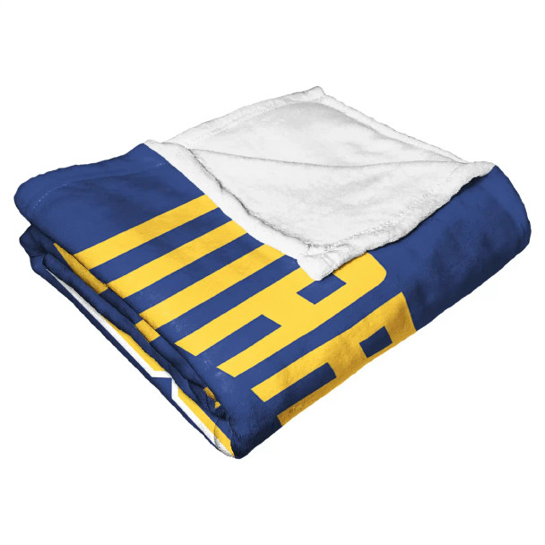 Marquette Golden Eagles 'Alumni' Silk Touch Throw Blanket