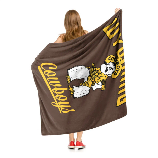 Wyoming Cowboys 'Alumni' Silk Touch Throw Blanket