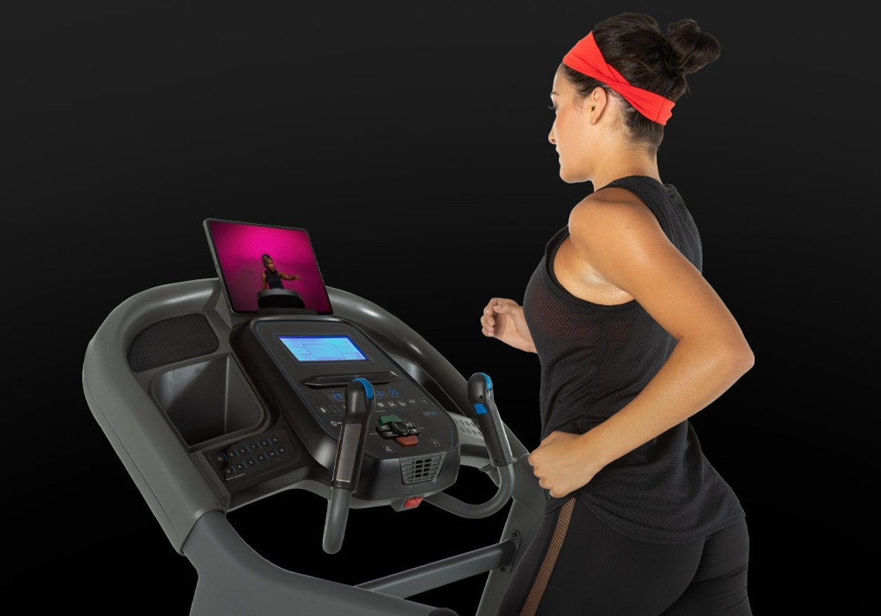 Shop the Horizon Fitness 7.4 At Treadmill Treadmill Outlet