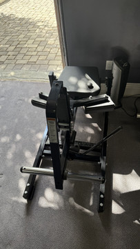 Life Fitness Hammer Strength Plate-Loaded Seated Calf Raise - Outlet