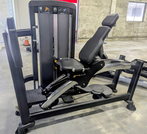 Insignia Series Arc Leg Press