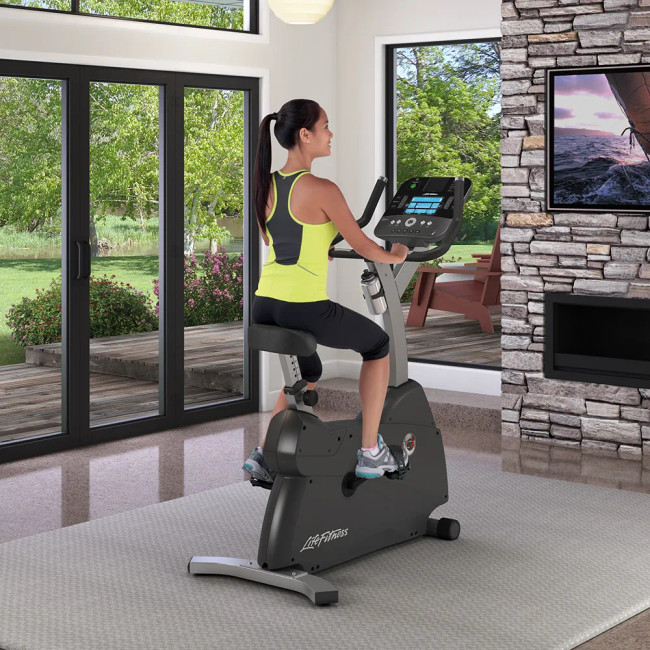 Life Fitness C1 Lifecycle Exercise Bike