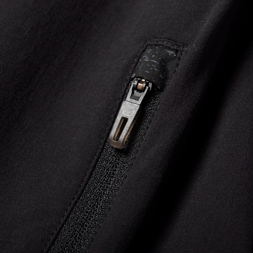 Black|Noir