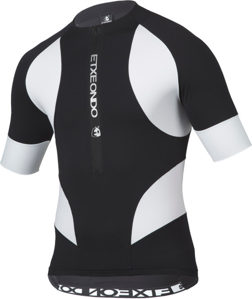 Black/White|Noir/Blanc|PRI