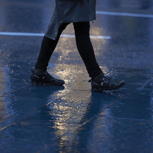 Black/Lunar|Black/Lunar