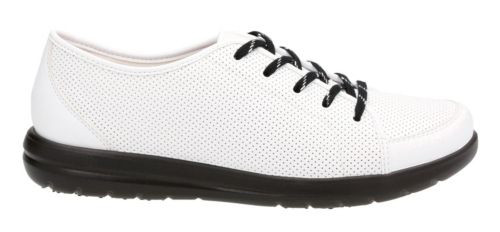 White Perf|White Perf