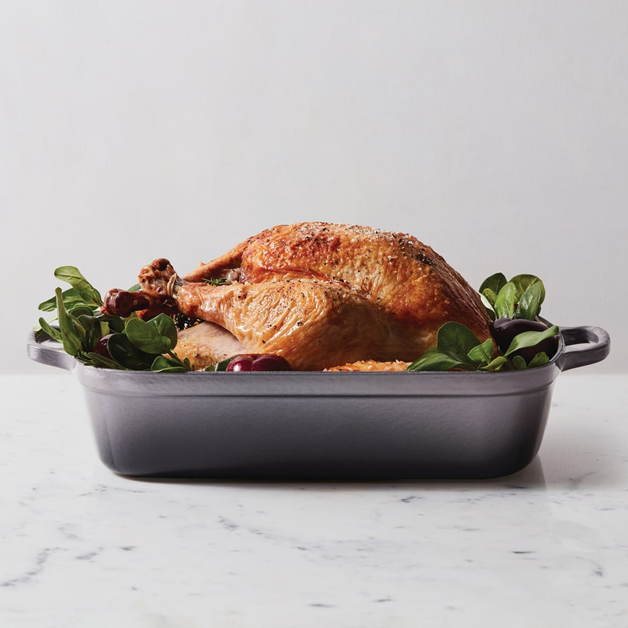 Le Creuset Signature Roaster in Oyster