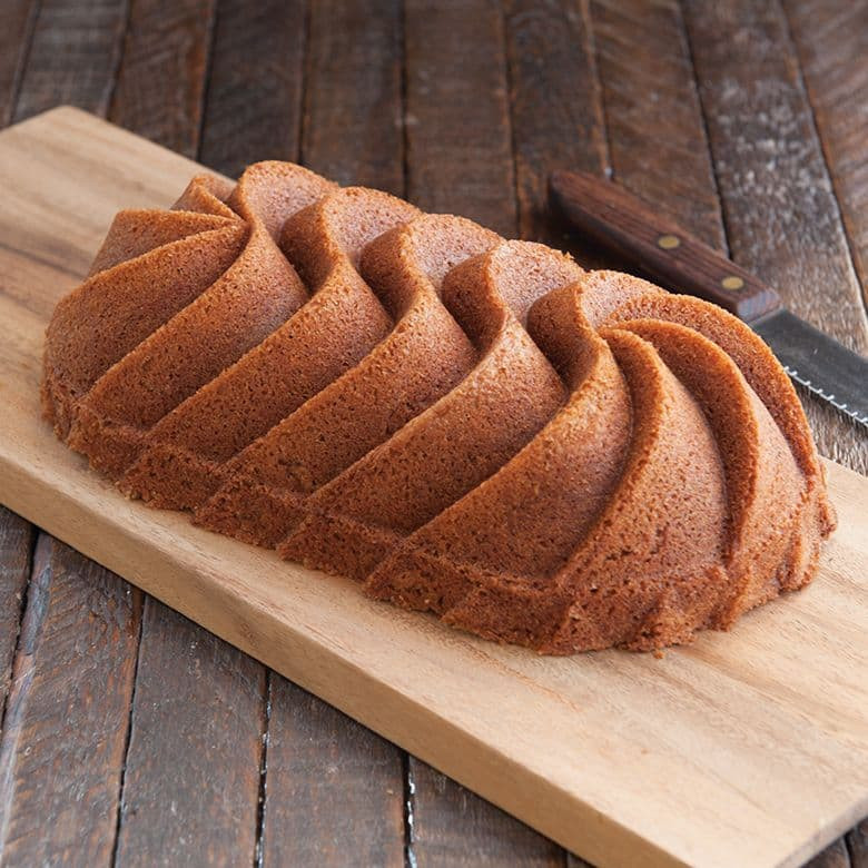 Nordic Ware Heritage Loaf Pan - Thumbnail 3