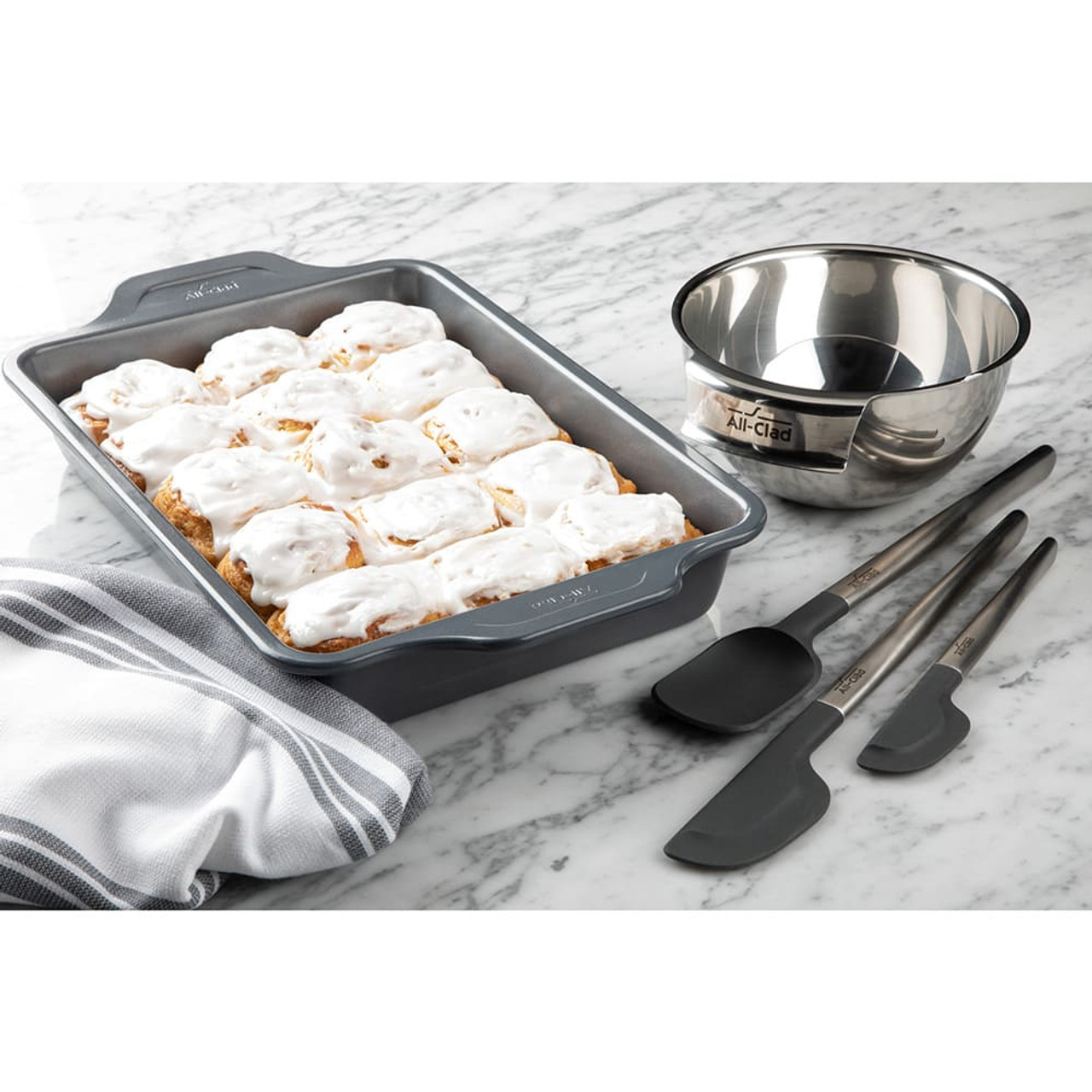 All-Clad Pro-Release Bakeware Muffin Pan