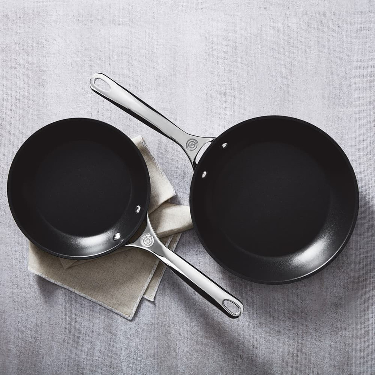 Le Creuset Toughened Nonstick PRO 8- and 10-Inch Fry Pan Set