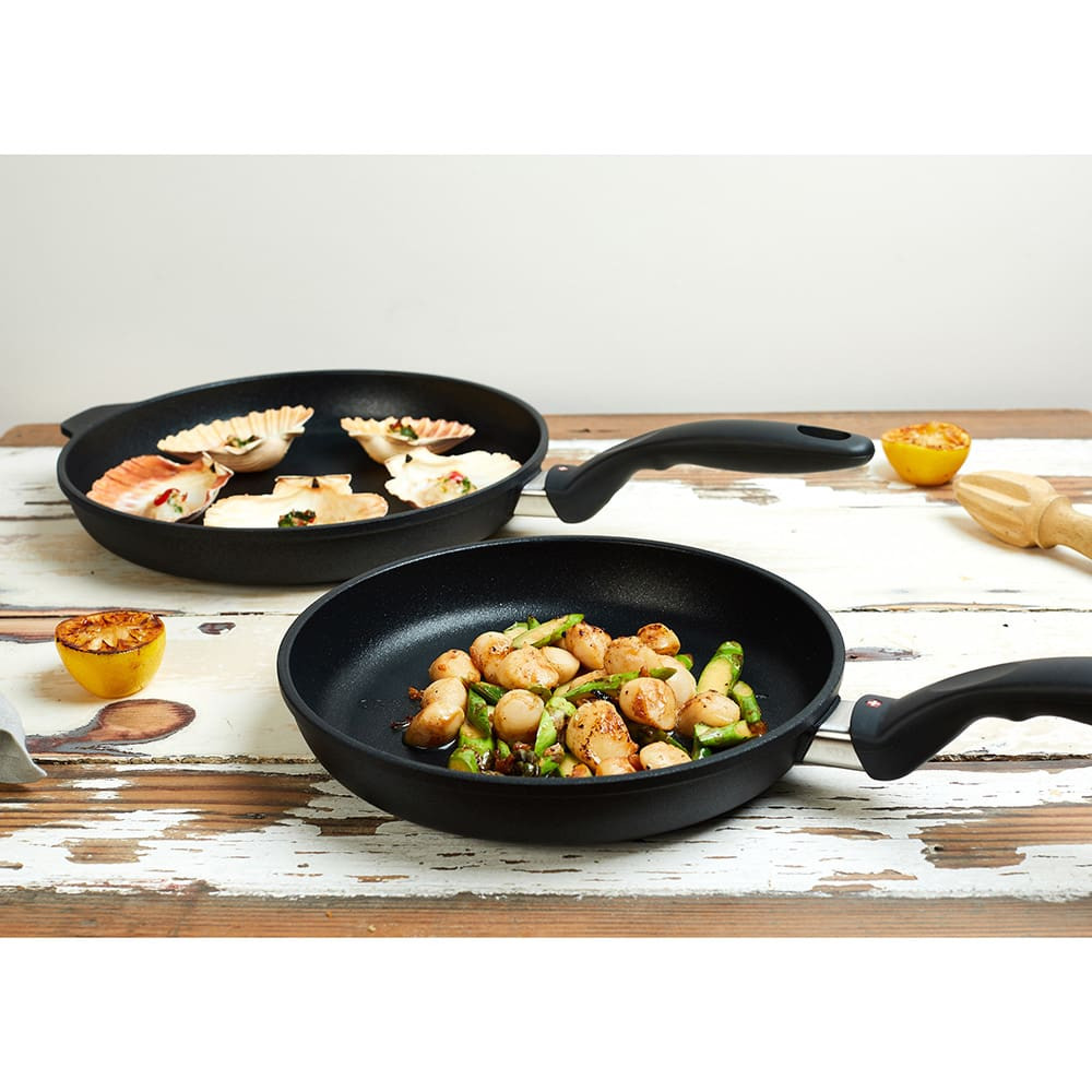 Swiss Diamond XD Nonstick 9.5- and 11-inch Fry Pan Set